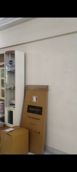 Furnished Amenities in 2 BHK Apartment at Prabhadevi – for Rent