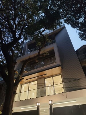 4 BHK Apartment – Exterior View View at Hauz Khas - for Rent