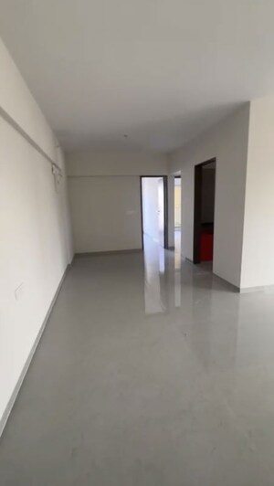 2 BHK Apartment For Rent in Shiv Pearl Gardens, Malad West