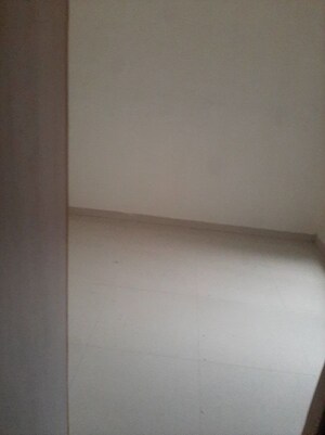 Room in 2 BHK Apartment at Keshav Srishti, Bhandup West – for Rent