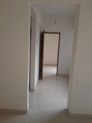 Room in 2 BHK Apartment at Keshav Srishti, Bhandup West – for Rent