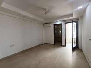 Room in 3 BHK Builder Floor at Greater Kailash I – for Rent