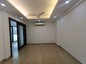 Room in 3 BHK Builder Floor at Greater Kailash I – for Rent