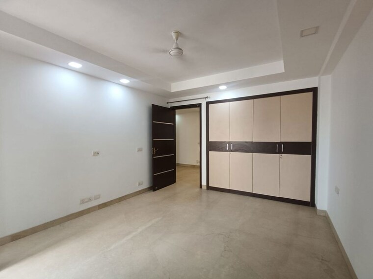 Room, greater kailash i 3 Bedroom 208 Sq.Yd. Builder Floor In Greater Kailash I Delhi 10605386