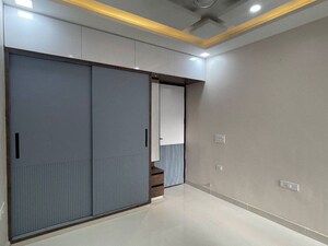 Room in 3 BHK Builder Floor at Greater Kailash – for Rent