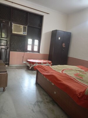 Bedroom in 2 BHK Builder Floor at Sector 22 – for Rent