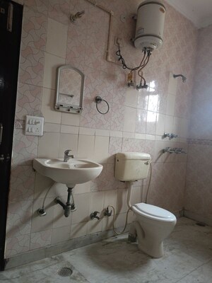 Bathroom in 2 BHK Builder Floor at Sector 22 – for Rent