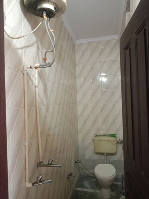 Bathroom in 2 BHK Builder Floor at Sector 22 – for Rent