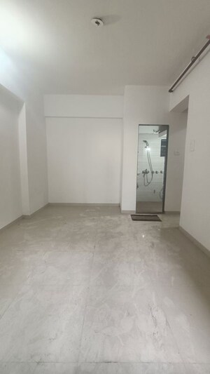 Room in 2 BHK Apartment at Lodha Panacea 1, Dombivli East – for Rent