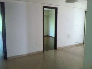 Room in 4 BHK Builder Floor at Panchsheel Park – for Rent