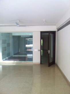 4 BHK + Prayer Room,Servant Room,Study Room Builder Floor For Rent in Panchsheel Park
