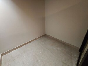 Room in 4 BHK Builder Floor at Safdarjung Development Area – for Rent