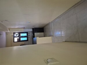 Room in 2.5 BHK Builder Floor at Mayur Vihar – for Rent