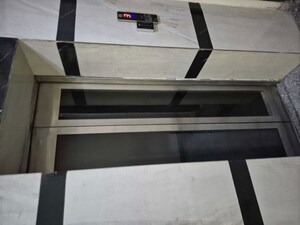 Lift in 2.5 BHK Builder Floor at Mayur Vihar – for Rent