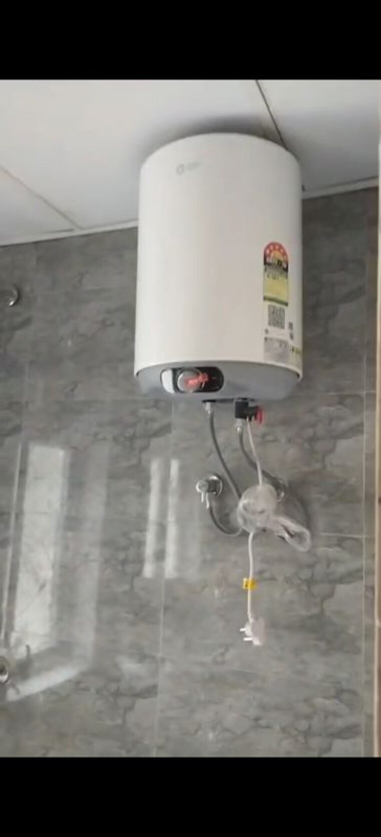 Bathroom, amrapali-leisure-park 2.5 Bedroom 920 Sq.Ft. Apartment In Amrapali Leisure Valley Greater Noida 10605452