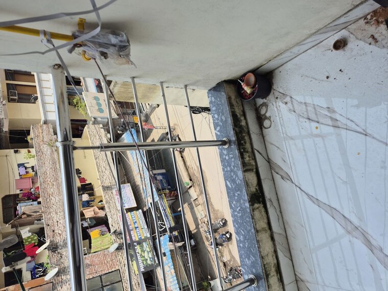 Balcony, mayur vihar 3.5 Bedroom 600 Sq.Ft. Builder Floor In Mayur Vihar Delhi 10605463