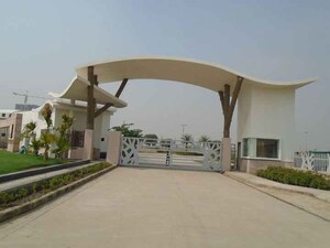  Plot For Sale in Supertech Golf Country Village, Sector 22d Yamuna Expressway