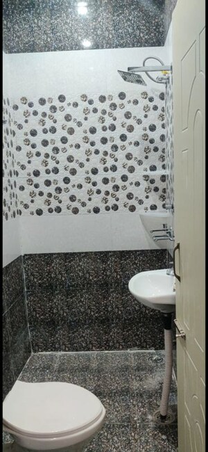 Bathroom in 1 BHK Builder Floor at Nabha – for Rent