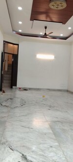 3 BHK + Servant Room,Store Room 250 Sq.Yd. Builder Floor in Greater Kailash II
