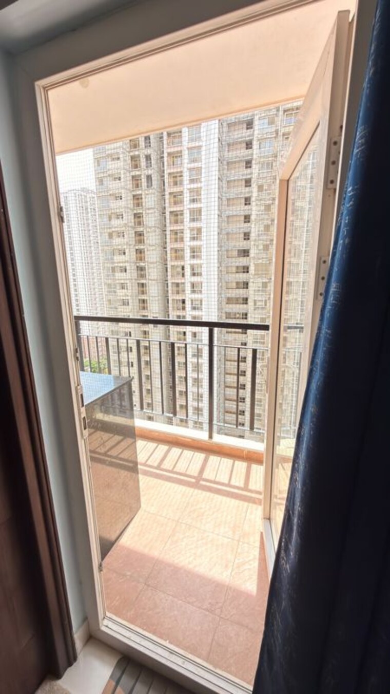 Balcony, dsr-wood-winds 3 Bedroom 1600 Sq.Ft. Apartment In Sarjapur Bangalore 10605514