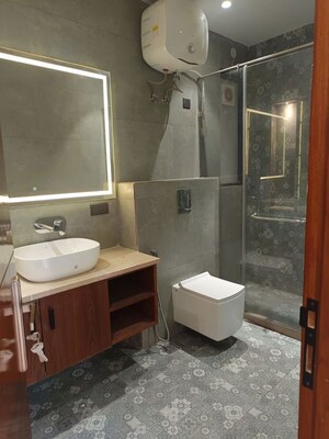 Attached Bathroom in 3 BHK Builder Floor at Saket – for Rent