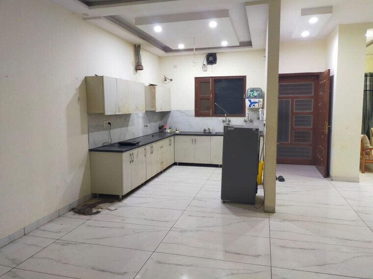 Kitchen, sunny enclave 3 Bedroom 250 Sq.Yd. Builder Floor In Sunny Enclave Mohali 10605540
