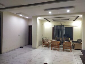 3 BHK Builder Floor For Rent in Sunny Enclave