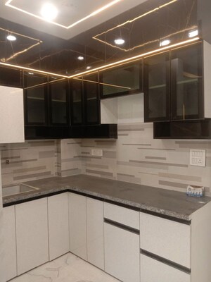 Kitchen in 1 BHK Builder Floor at Mohan Garden – for Sale