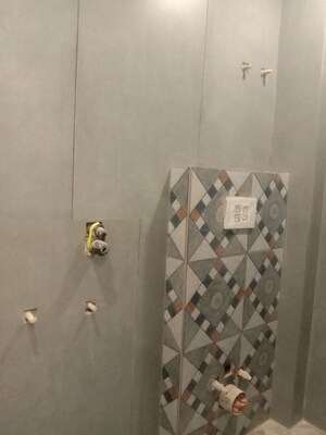 Bathroom in 1 BHK Builder Floor at Mohan Garden – for Sale