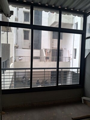 Room in 2.5 BHK Apartment at Khapari – for Sale