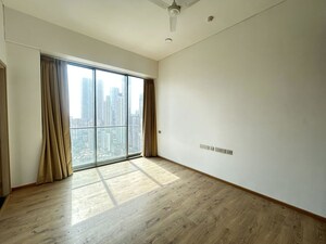 Room in 4 BHK Apartment at Rustomjee Crown, Prabhadevi – for Rent