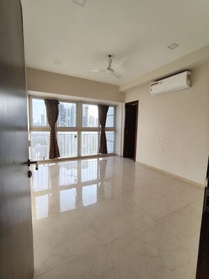 Room in 2 BHK Apartment at Ruparel Ariana, Parel – for Rent