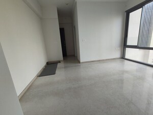 Room in 2 BHK Apartment at Piramal Mahalaxmi, Mahalaxmi – for Rent