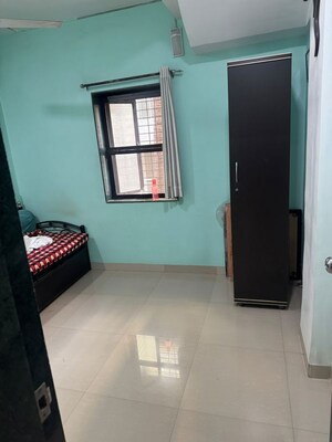 Furnished Amenities in 2 BHK Apartment at Dombivli East – for Rent
