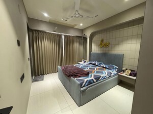 2 BHK Apartment For Rent in Pacifica Reflections, Near Nirma University On Sg Highway