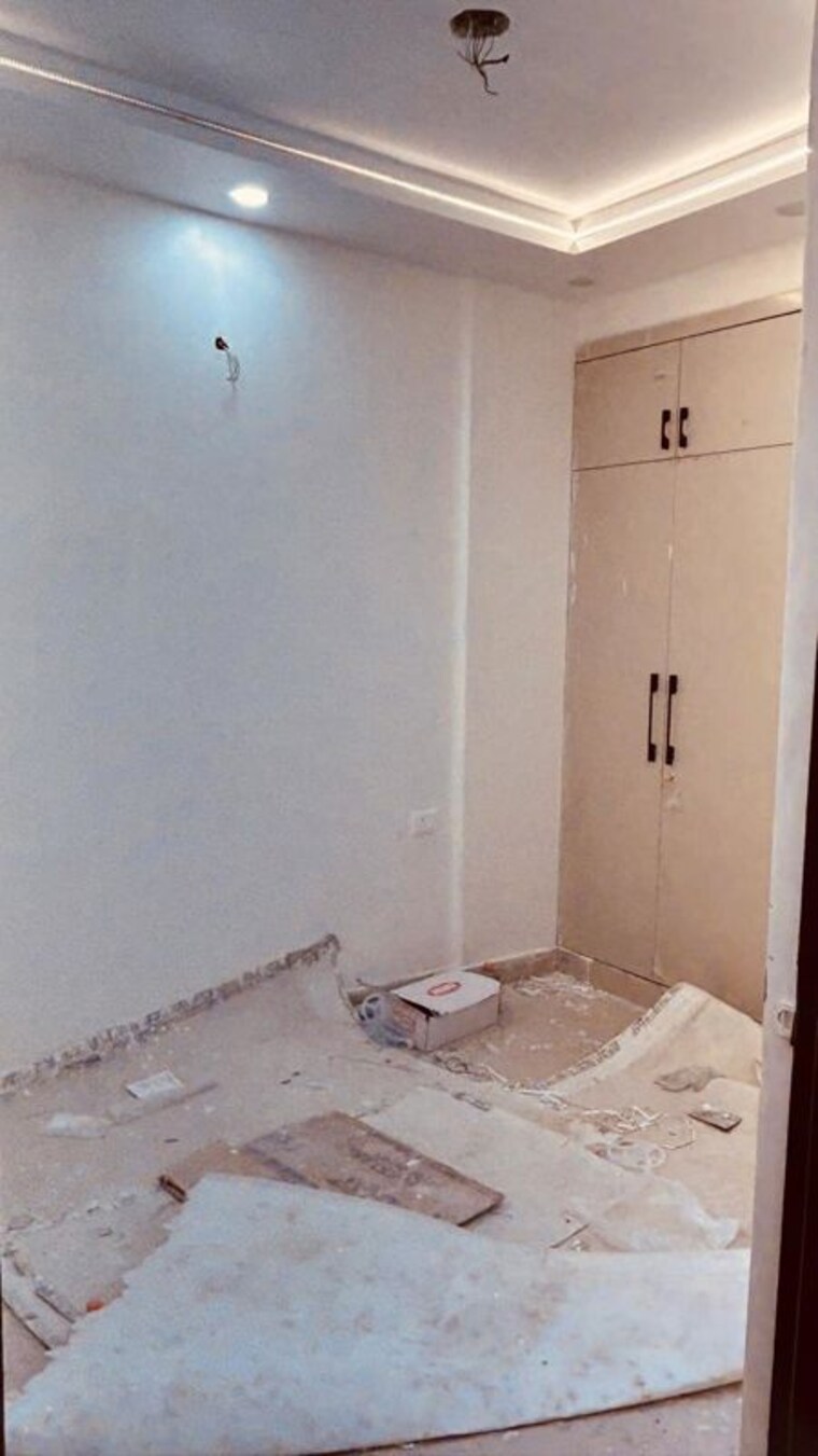 Bathroom, sector 19b dwarka 1 Bedroom 45 Sq.Yd. Apartment In Sector 19b Dwarka Delhi 10605593
