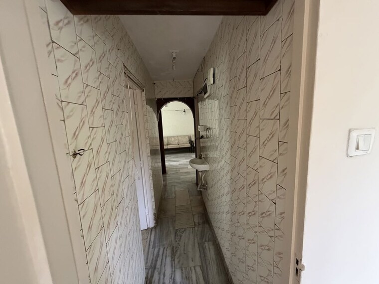 Bathroom, vasant vihar 2 Bedroom 700 Sq.Ft. Apartment In Vasant Vihar Thane 10605600