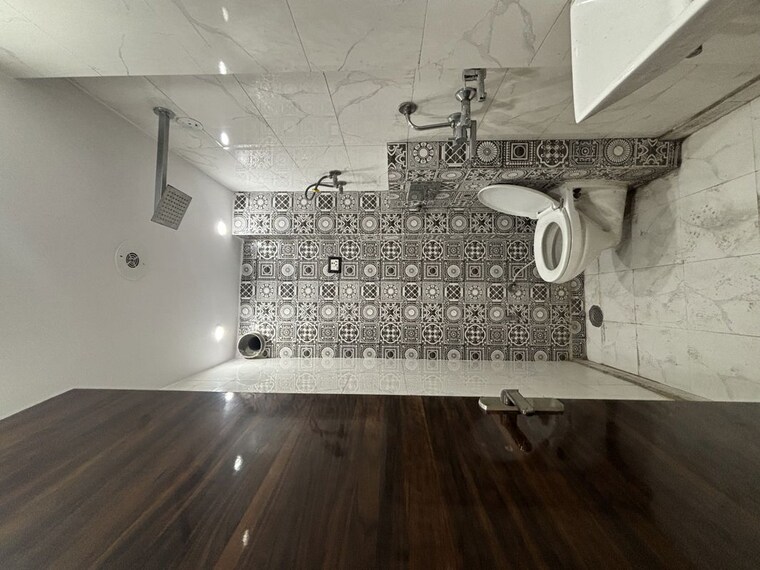 Bathroom, uttam nagar 2 Bedroom 550 Sq.Ft. Builder Floor In Uttam Nagar Delhi 10605646