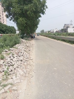  Plot – Exterior View View at Model Town - for Sale