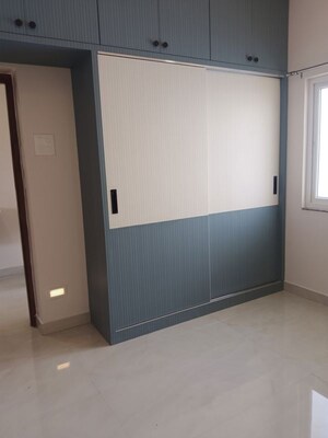 Room in 2 BHK Apartment at Manikonda – for Rent