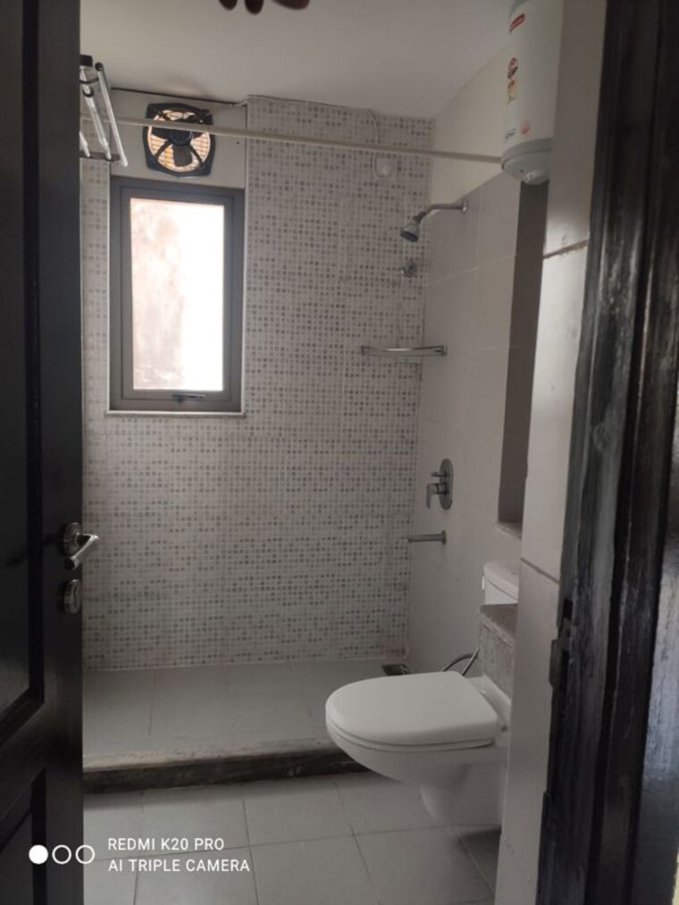 Bathroom, mrg-ultimus 2 Bedroom 1025 Sq.Ft. Apartment In Sector 90 Gurgaon 10605793