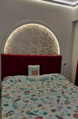 Bedroom in 2 BHK Builder Floor at Sector 21 – for Rent