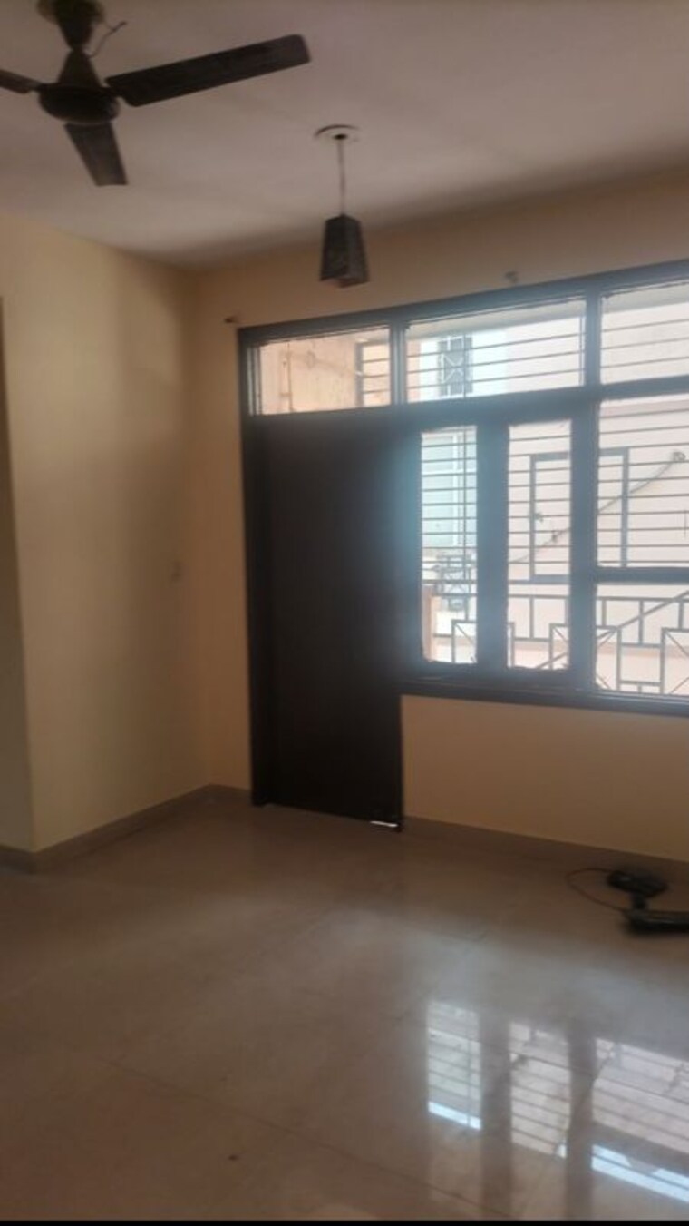 Room, srs-royal-hills 3 Bedroom 1450 Sq.Ft. Apartment In Sector 87 Faridabad 10605660