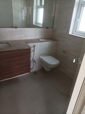Bathroom in 4 BHK Apartment at DLF The Belaire, Sector 54 – for Sale