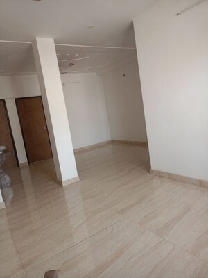 Room in 2 BHK Builder Floor at Sector 23 – for Rent