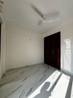 Room in 2.5 BHK Apartment at M3M Soulitude, Sector 89 – for Rent