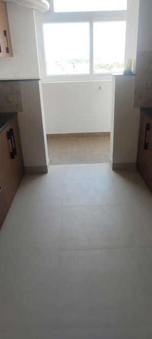 Room in 2 BHK Apartment at Skav Ohana, Kr Puram – for Rent