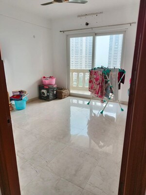 Room in 2 BHK Apartment at ATS Dolce, Zeta I Greater Noida – for Sale