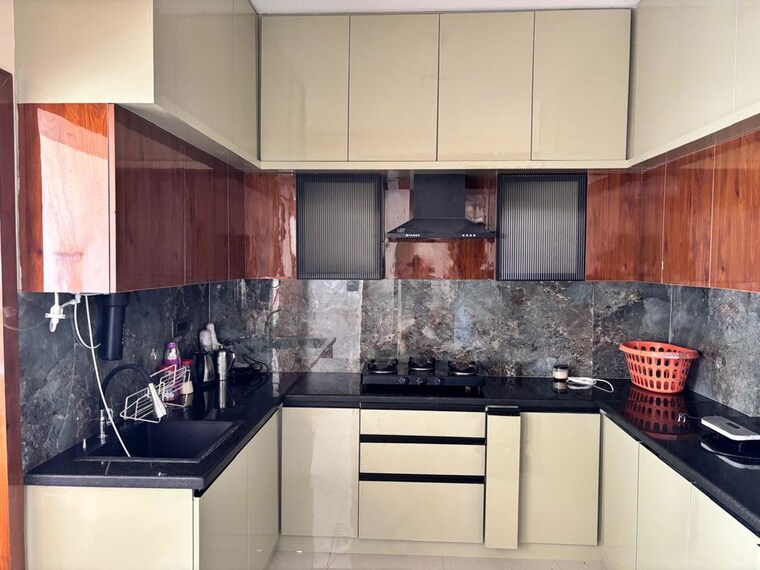 Kitchen, rj-lake-gardenia 3 Bedroom 2129 Sq.Ft. Apartment In Old Madras Road Bangalore 10605925