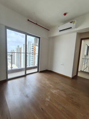 Room in 2 BHK Apartment at Gera Planet Of Joy, Kharadi – for Rent